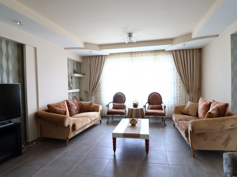 Mersin Erdemli Alata Oba Plaza Satılık 5+1 Dublex Daire
