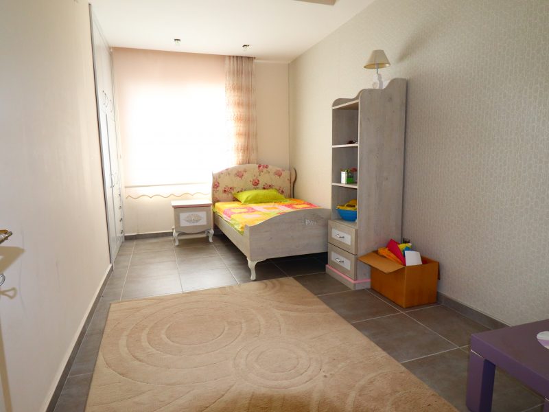 Mersin Erdemli Alata Oba Plaza Satılık 5+1 Dublex Daire