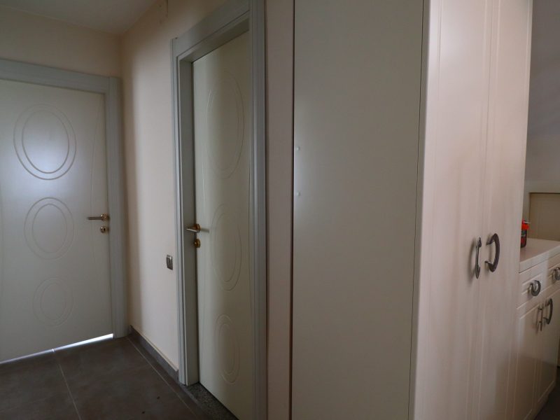 Mersin Erdemli Alata Oba Plaza Satılık 5+1 Dublex Daire