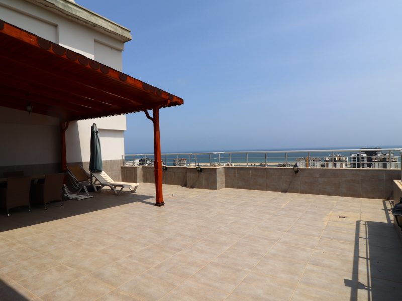 Mersin Erdemli Alata Oba Plaza Satılık 5+1 Dublex Daire