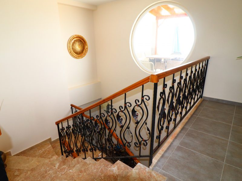 Mersin Erdemli Alata Oba Plaza Satılık 5+1 Dublex Daire