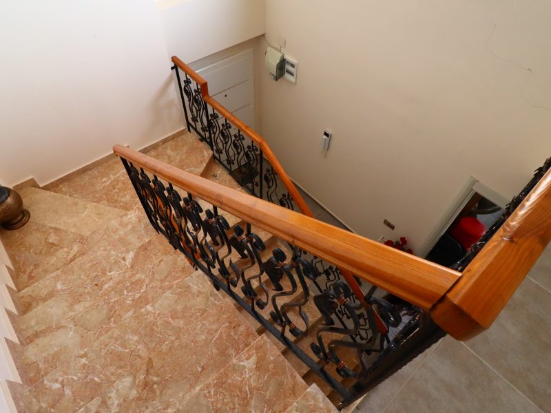 Mersin Erdemli Alata Oba Plaza Satılık 5+1 Dublex Daire