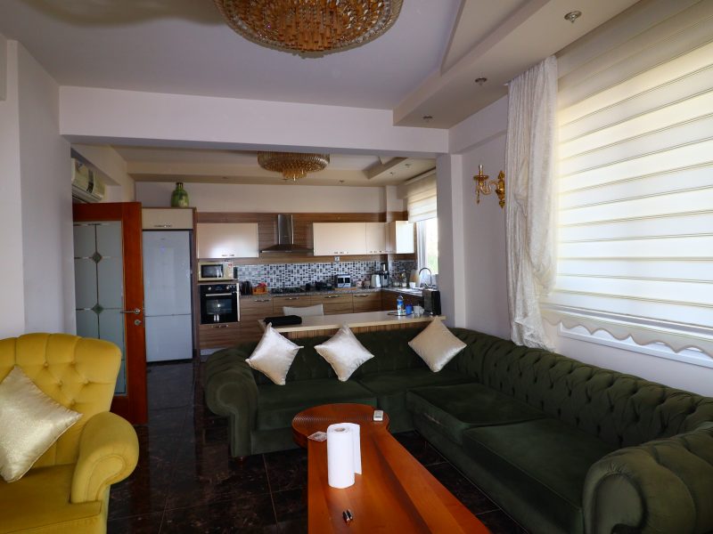 Mersin Erdemli Alatapark Sitesi Ön Bloklar Satılık 4+1 Lüks Daire
