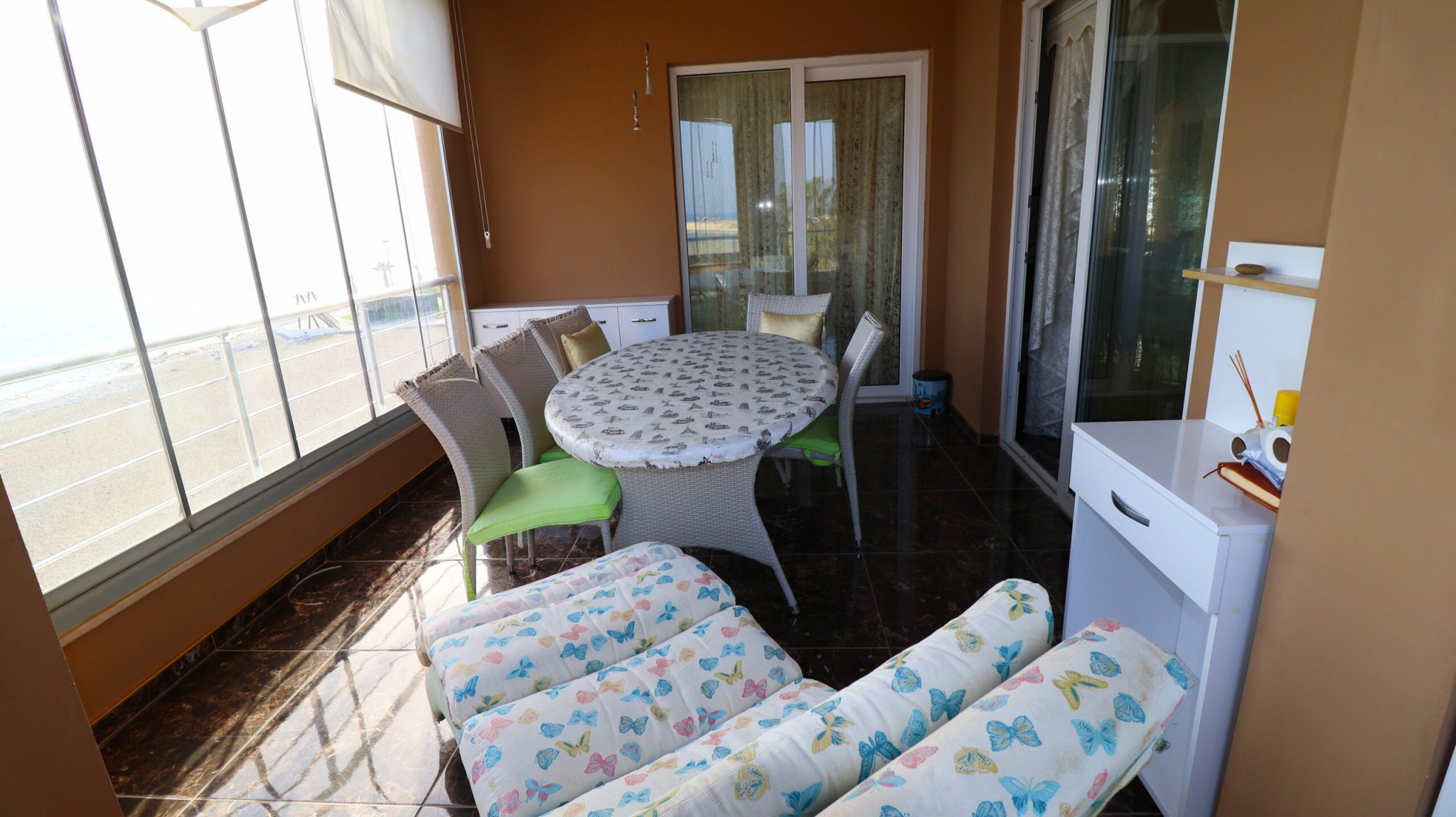 Mersin Erdemli Alatapark Sitesi Ön Bloklar Satılık 4+1 Lüks Daire