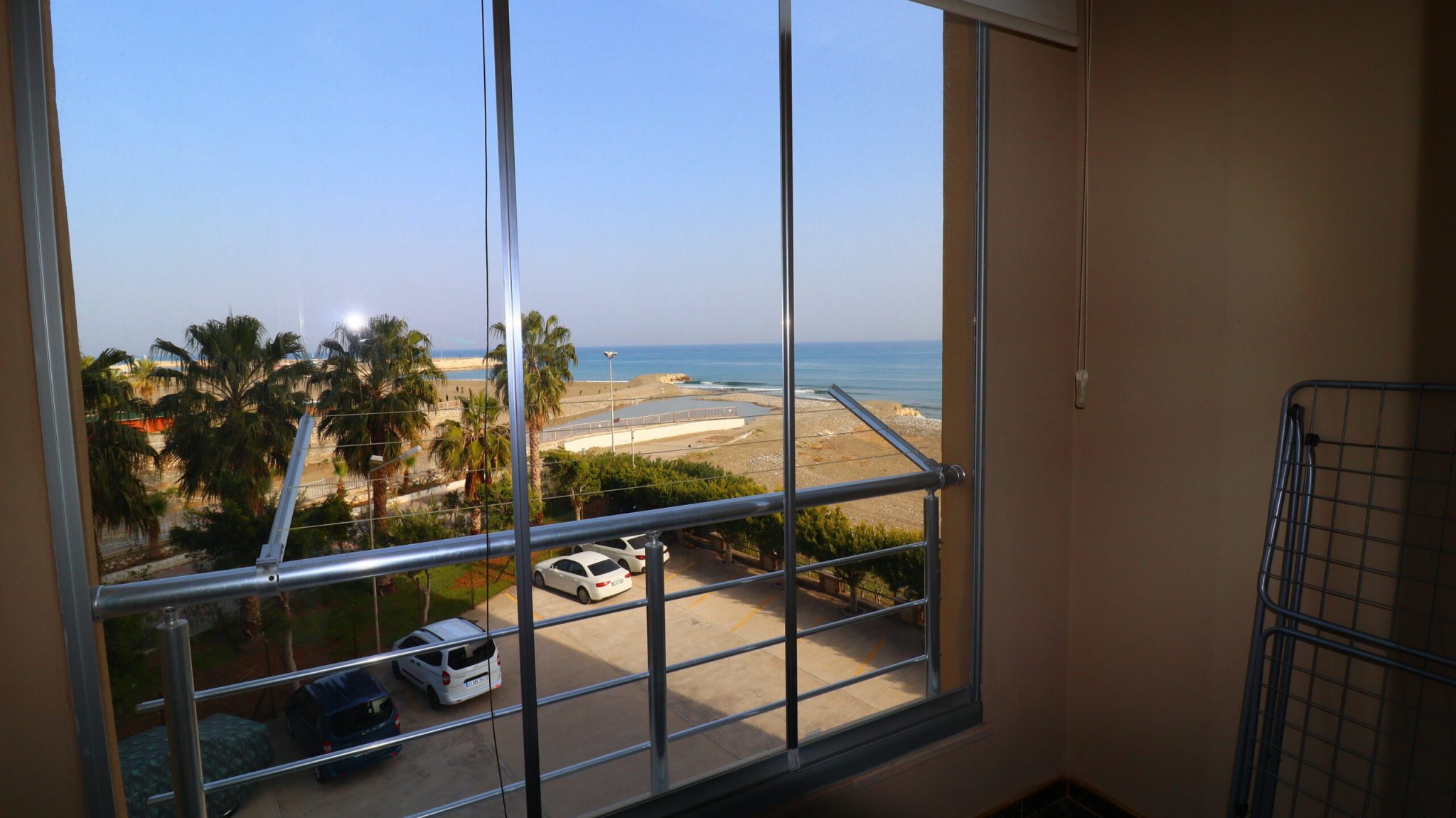 Mersin Erdemli Alatapark Sitesi Ön Bloklar Satılık 4+1 Lüks Daire