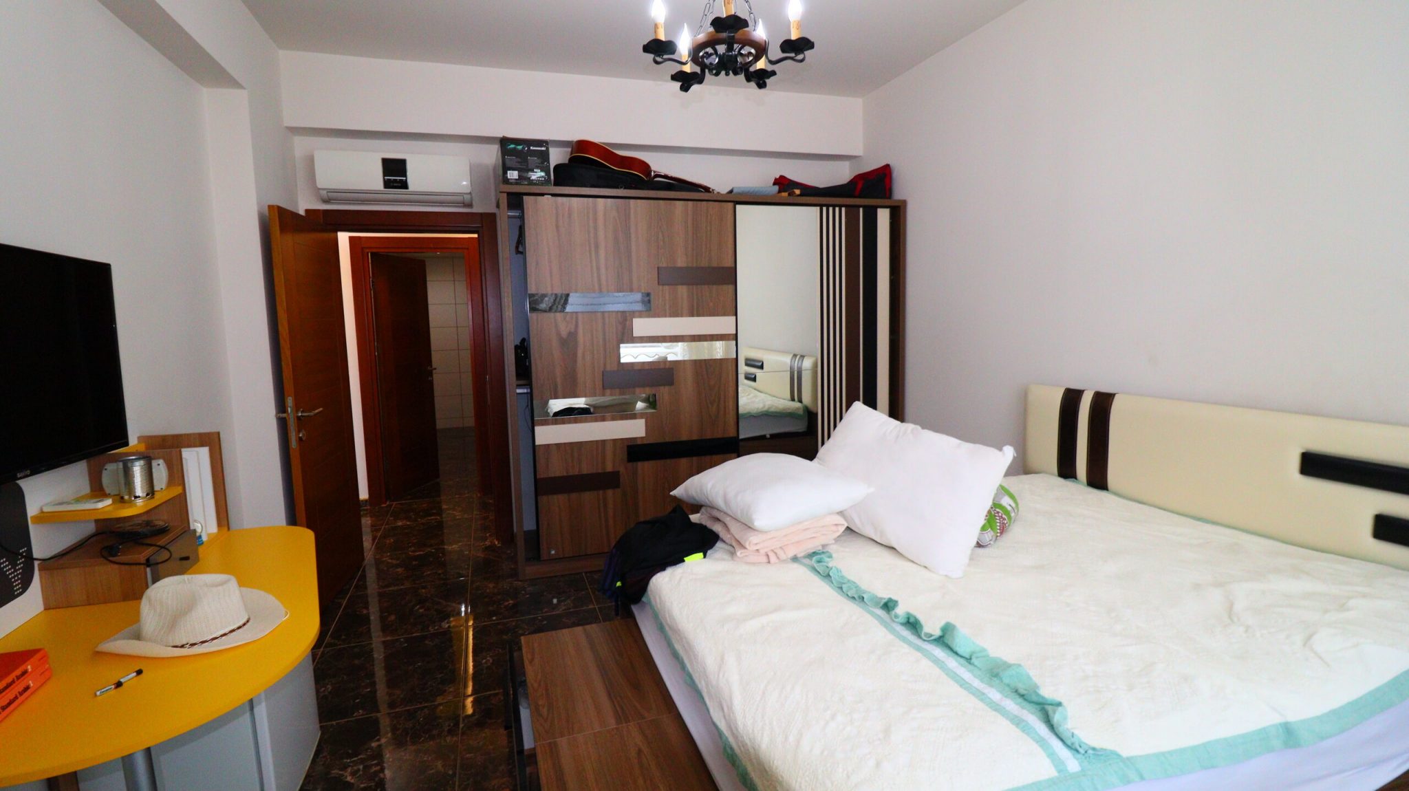 Mersin Erdemli Alatapark Sitesi Ön Bloklar Satılık 4+1 Lüks Daire