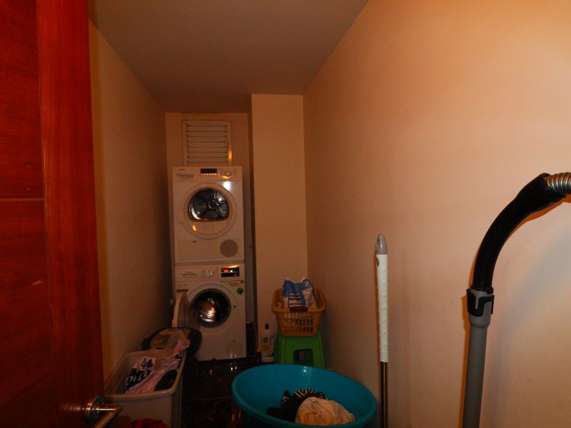 Mersin Erdemli Alatapark Sitesi Ön Bloklar Satılık 4+1 Lüks Daire
