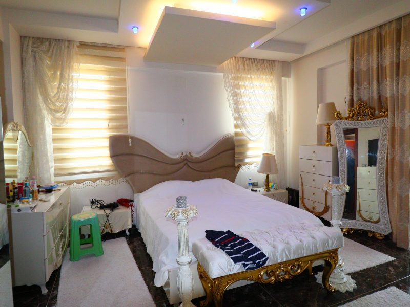 Mersin Erdemli Alatapark Sitesi Ön Bloklar Satılık 4+1 Lüks Daire