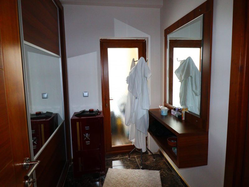 Mersin Erdemli Alatapark Sitesi Ön Bloklar Satılık 4+1 Lüks Daire