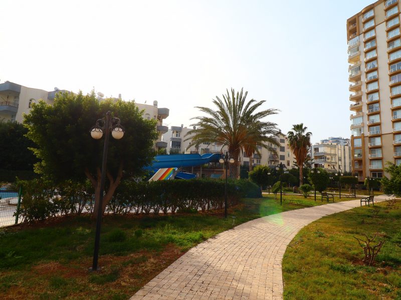 Mersin Erdemli Alatapark Sitesi Ön Bloklar Satılık 4+1 Lüks Daire