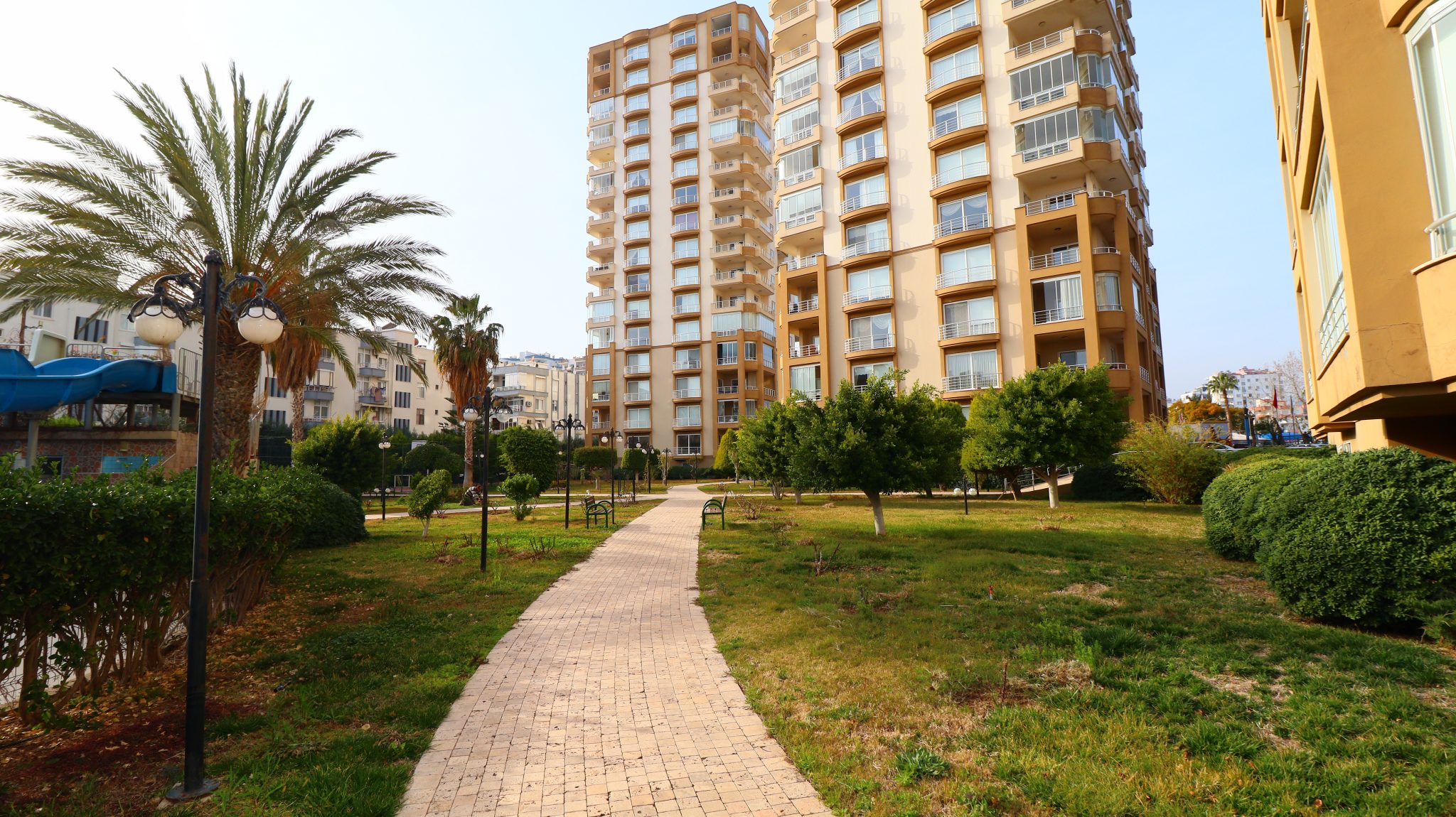Mersin Erdemli Alatapark Site Front Blocks 4+1 Luxuswohnung zum Verkauf