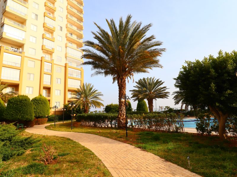Mersin Erdemli Alatapark Sitesi Ön Bloklar Satılık 4+1 Lüks Daire