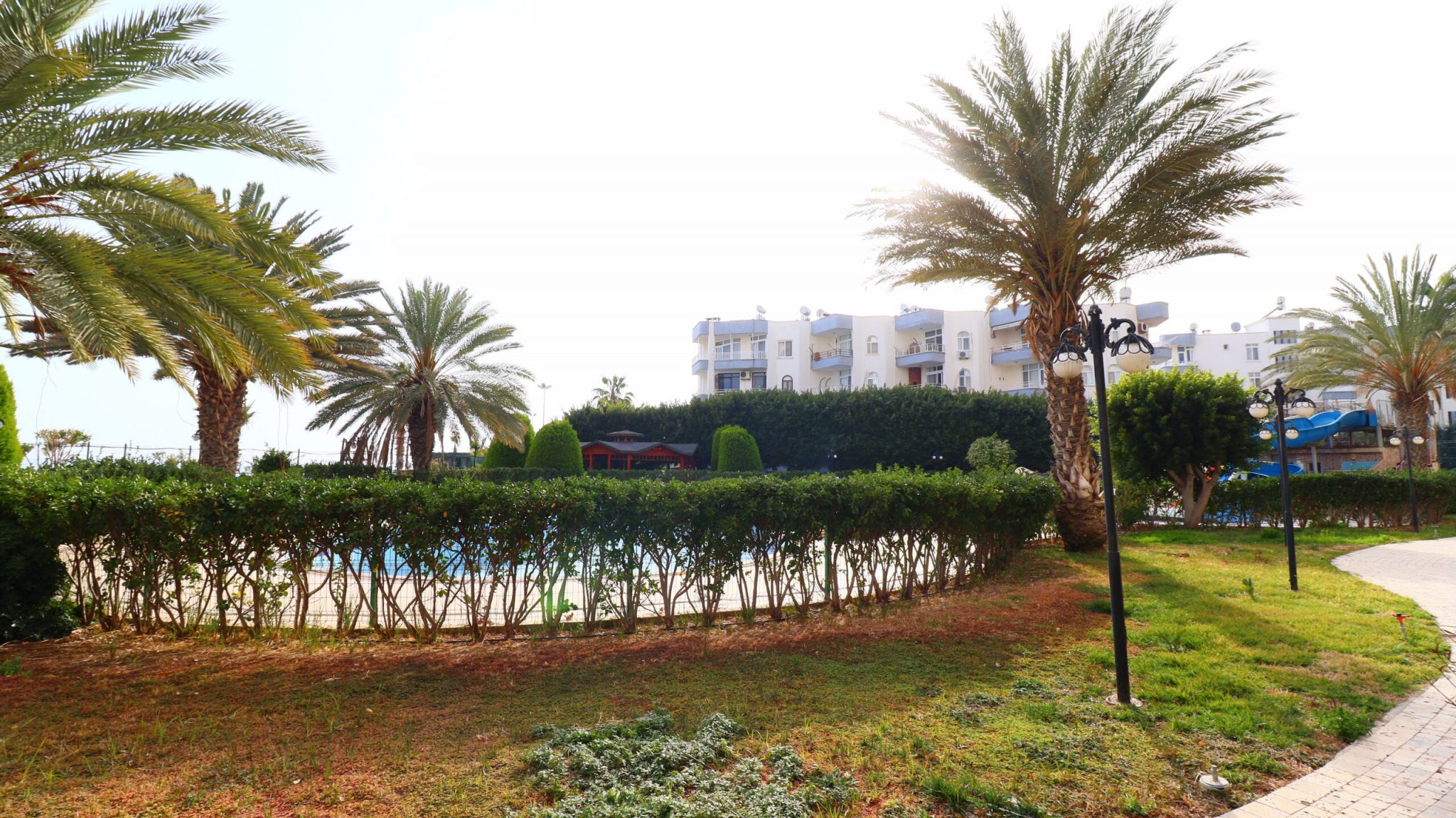 Mersin Erdemli Alatapark Sitesi Ön Bloklar Satılık 4+1 Lüks Daire