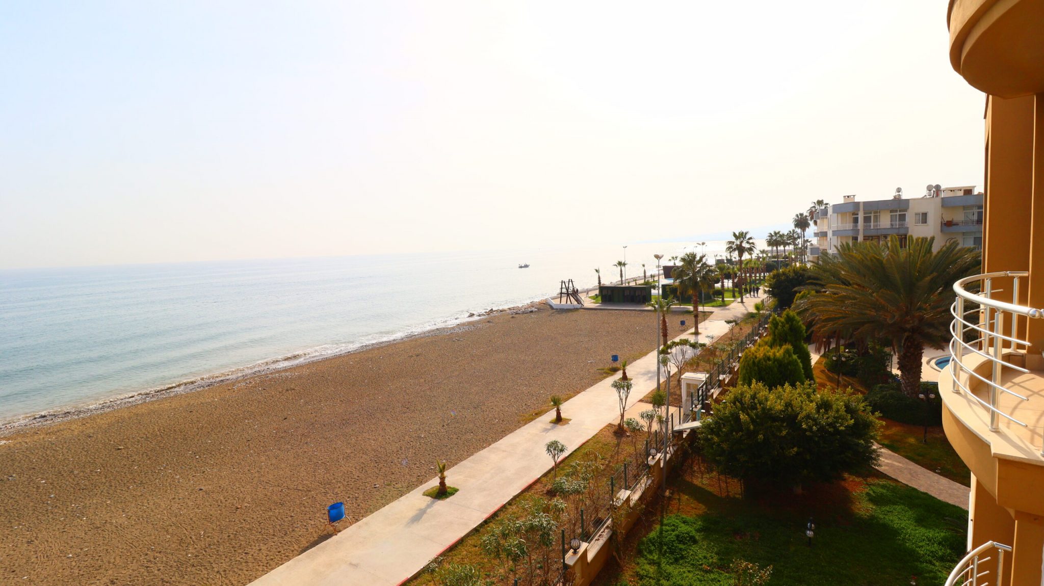 Mersin Erdemli Alatapark Sitesi Ön Bloklar Satılık 4+1 Lüks Daire
