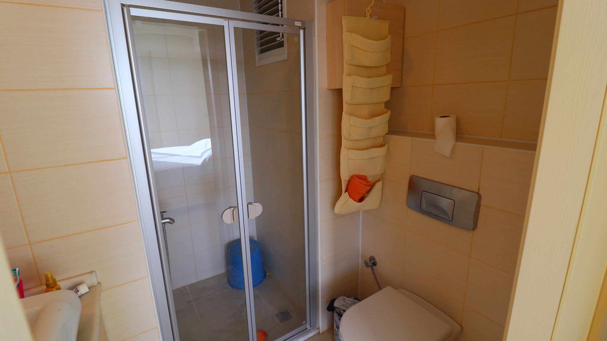 Mersin Erdemli Kargipınarı Queenaba Complex 3+1 E Block Wohnung zu verkaufen