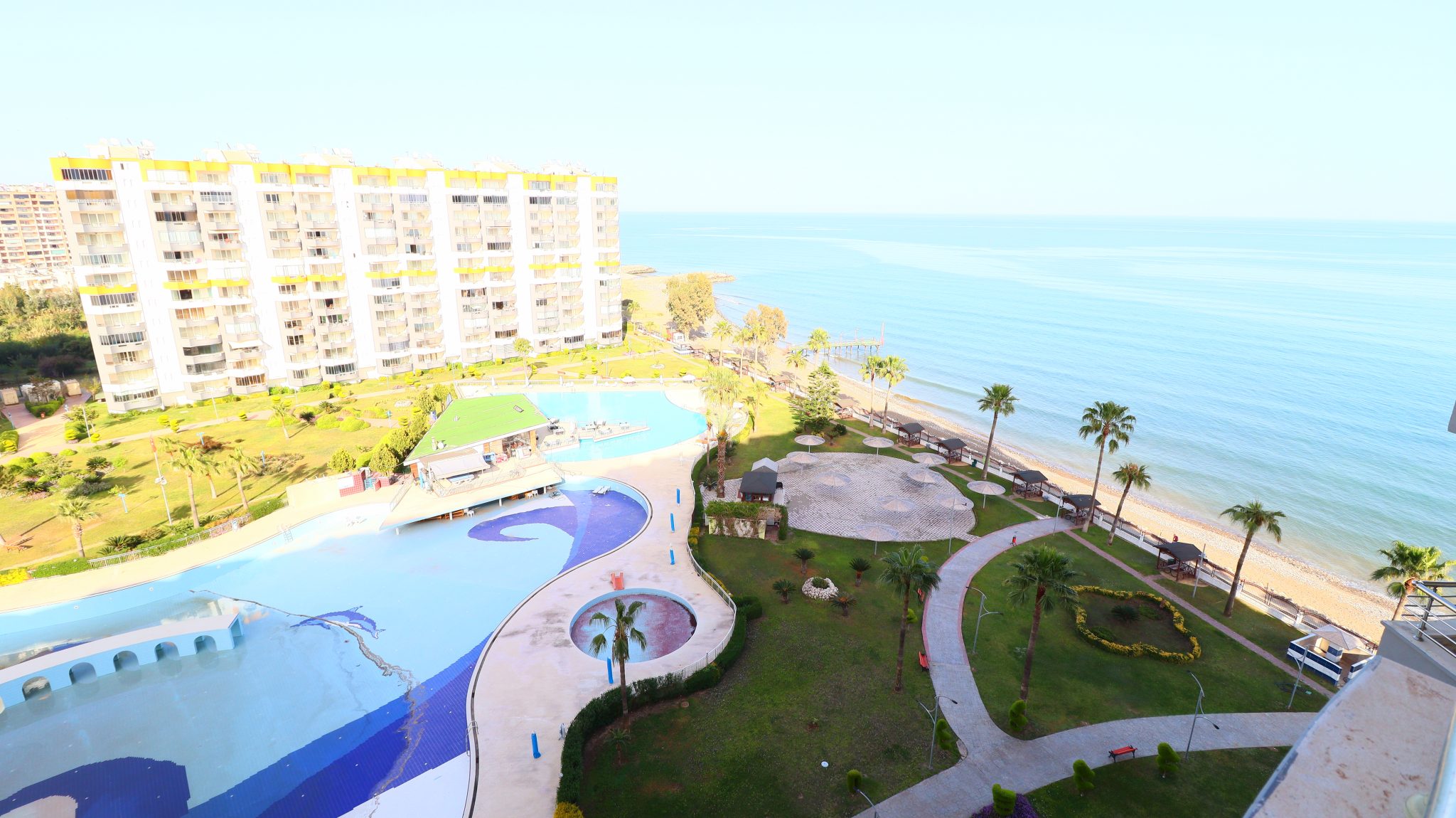 Mersin Erdemli Kargipınarı Queenaba Complex 3+1 E Block Wohnung zu verkaufen