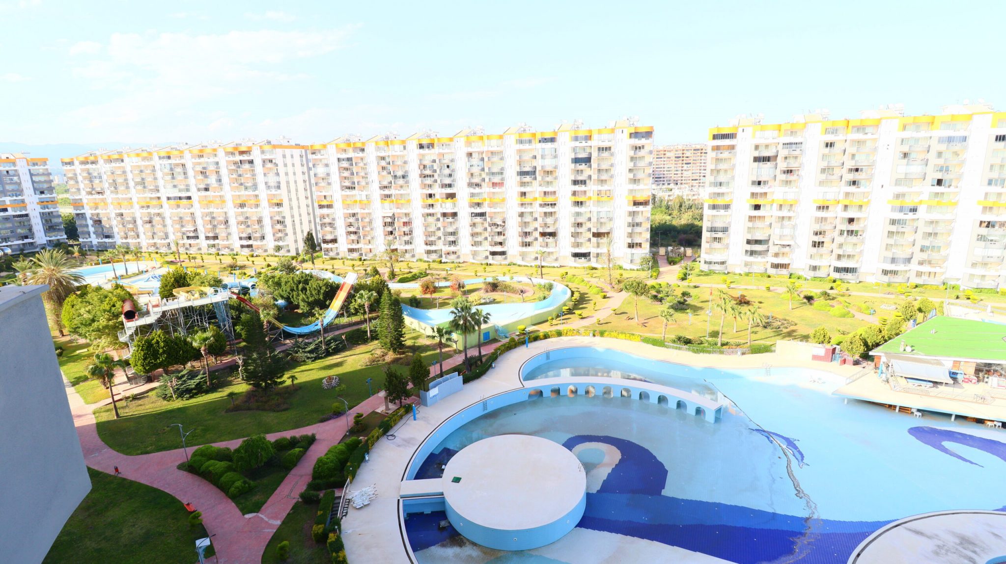 Mersin Erdemli Kargıpınarı Queenaba Sitesi Satılık 3+1 E Blok Daire