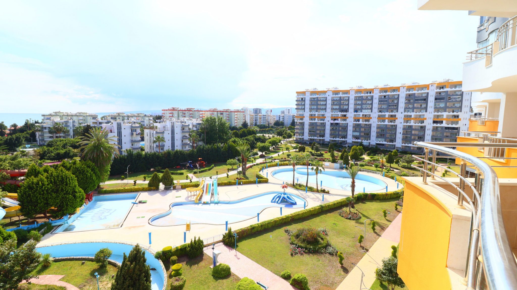 Mersin Kargıpınarı Queenaba Sitesi Eşyalı Satılık 3+1 Daire