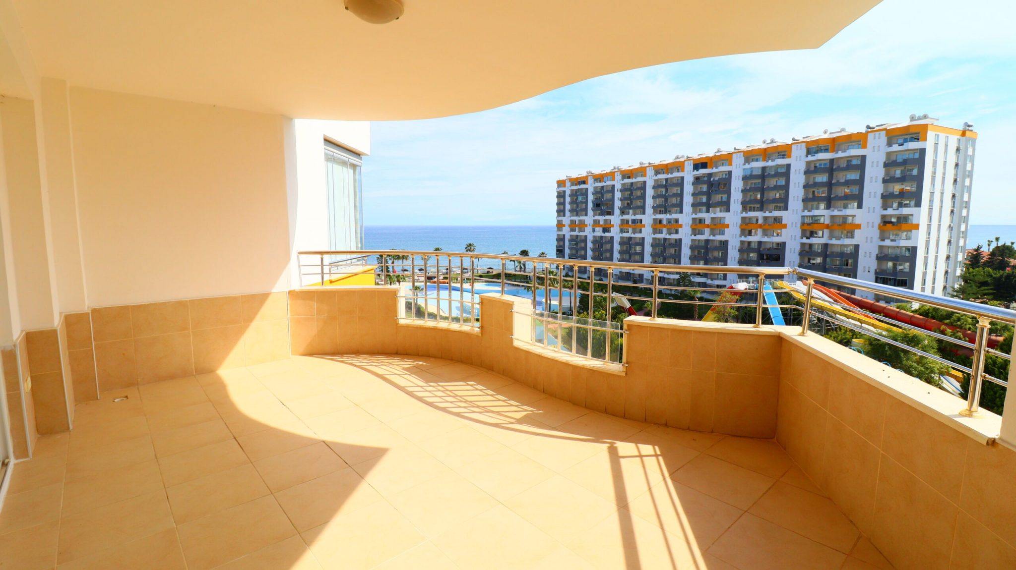 Mersin Kargıpınarı Queenaba Sitesi Eşyalı Satılık 3+1 Daire