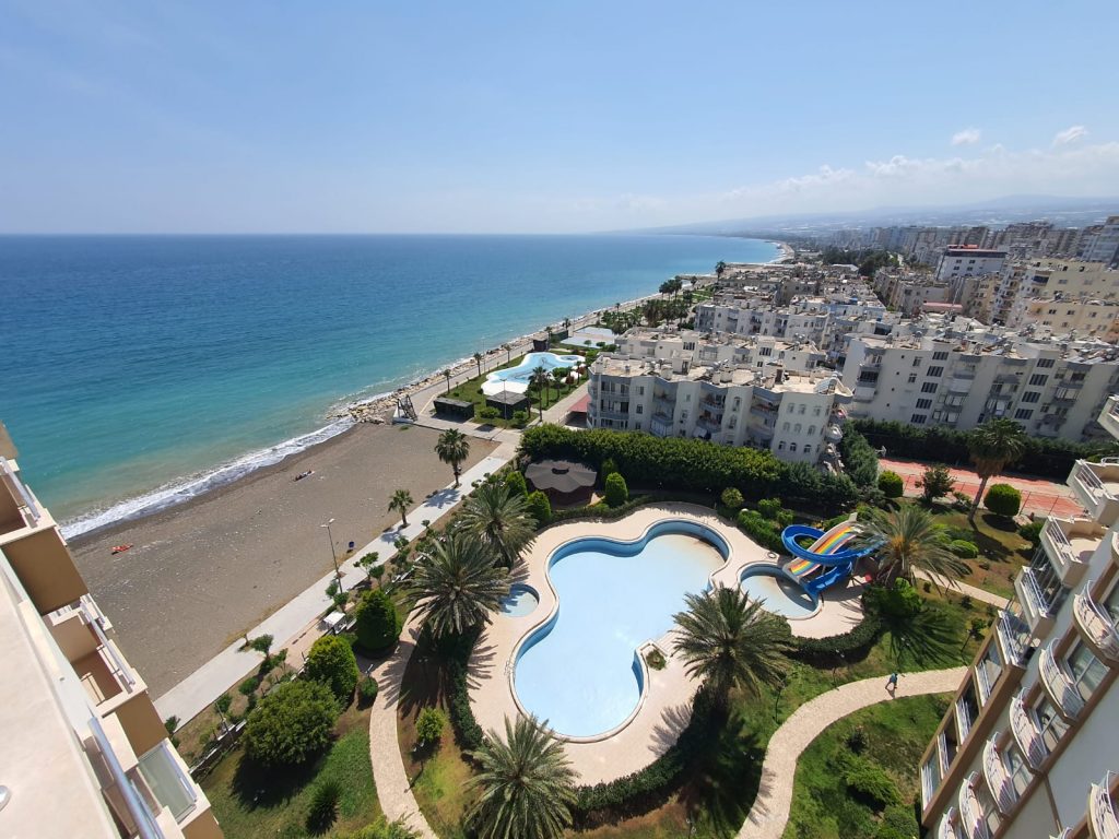 Mersin Erdemli Alatapark Satılık 4+1 Denize Sıfır Kafa Daire