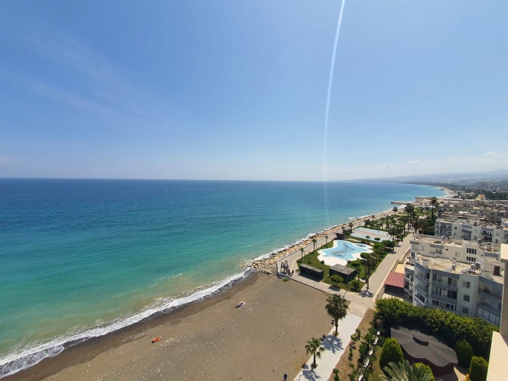 Mersin Erdemli Alatapark Satılık 4+1 Denize Sıfır Kafa Daire