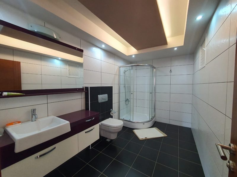Mersin Erdemli Alatapark Satılık 4+1 Denize Sıfır Kafa Daire