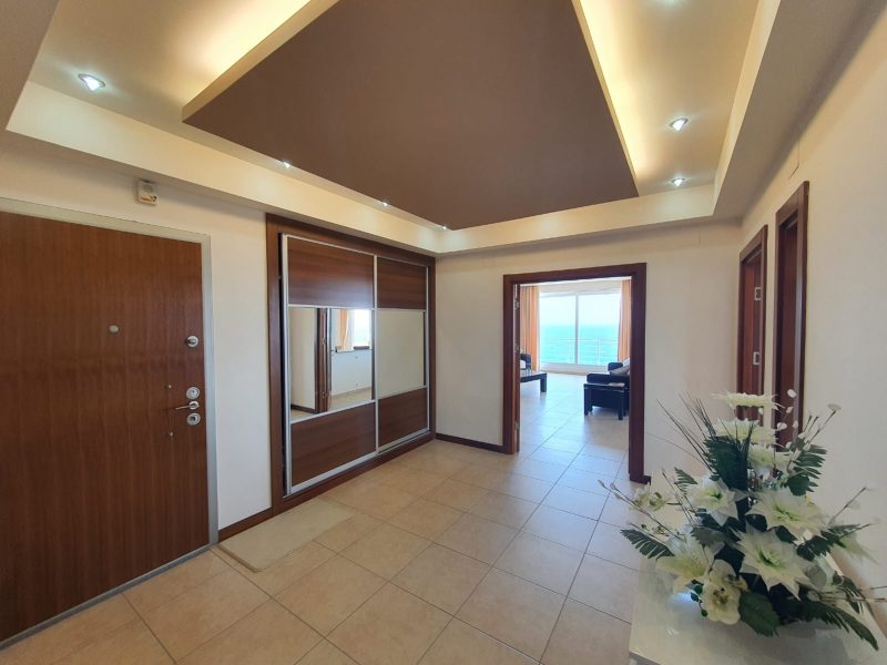 Mersin Erdemli Alatapark Satılık 4+1 Denize Sıfır Kafa Daire