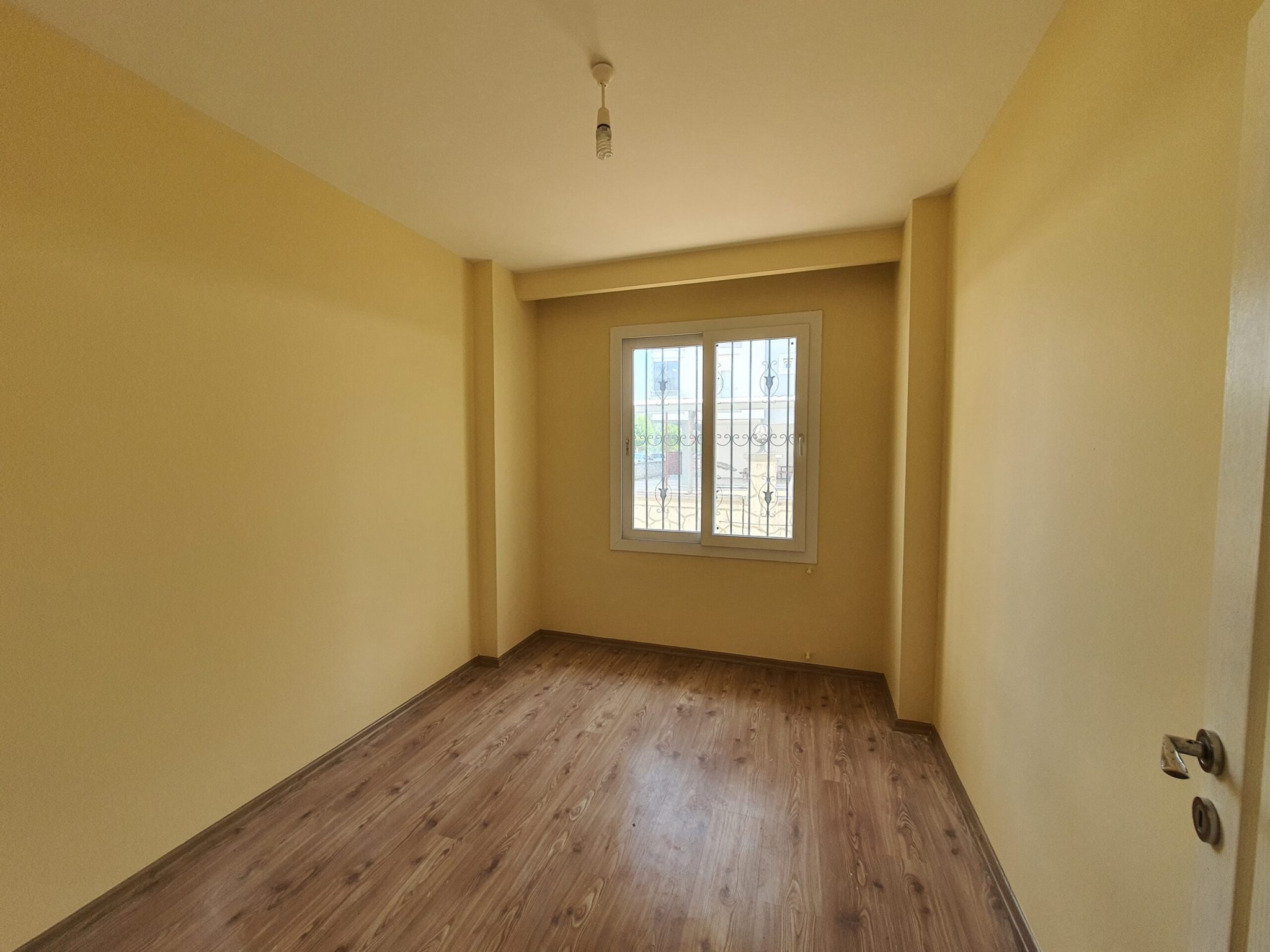 Mersin Erdemli Alata Mahallesi 2+1 Satılık Daire