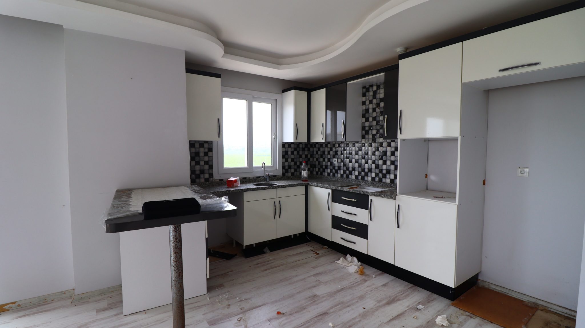 Mersin Erdemli Kargipinari Heaven Court 2+1 Wohnung zu verkaufen