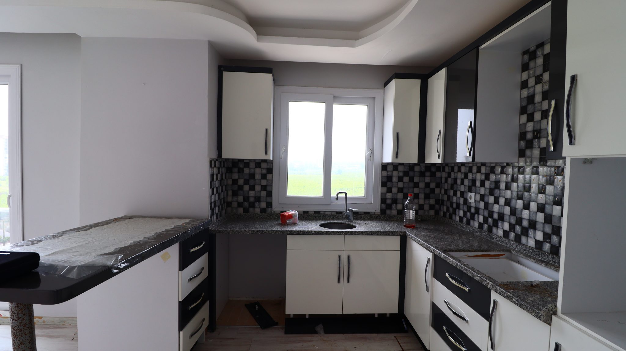 Mersin Erdemli Kargipinari Heaven Court 2+1 Wohnung zu verkaufen