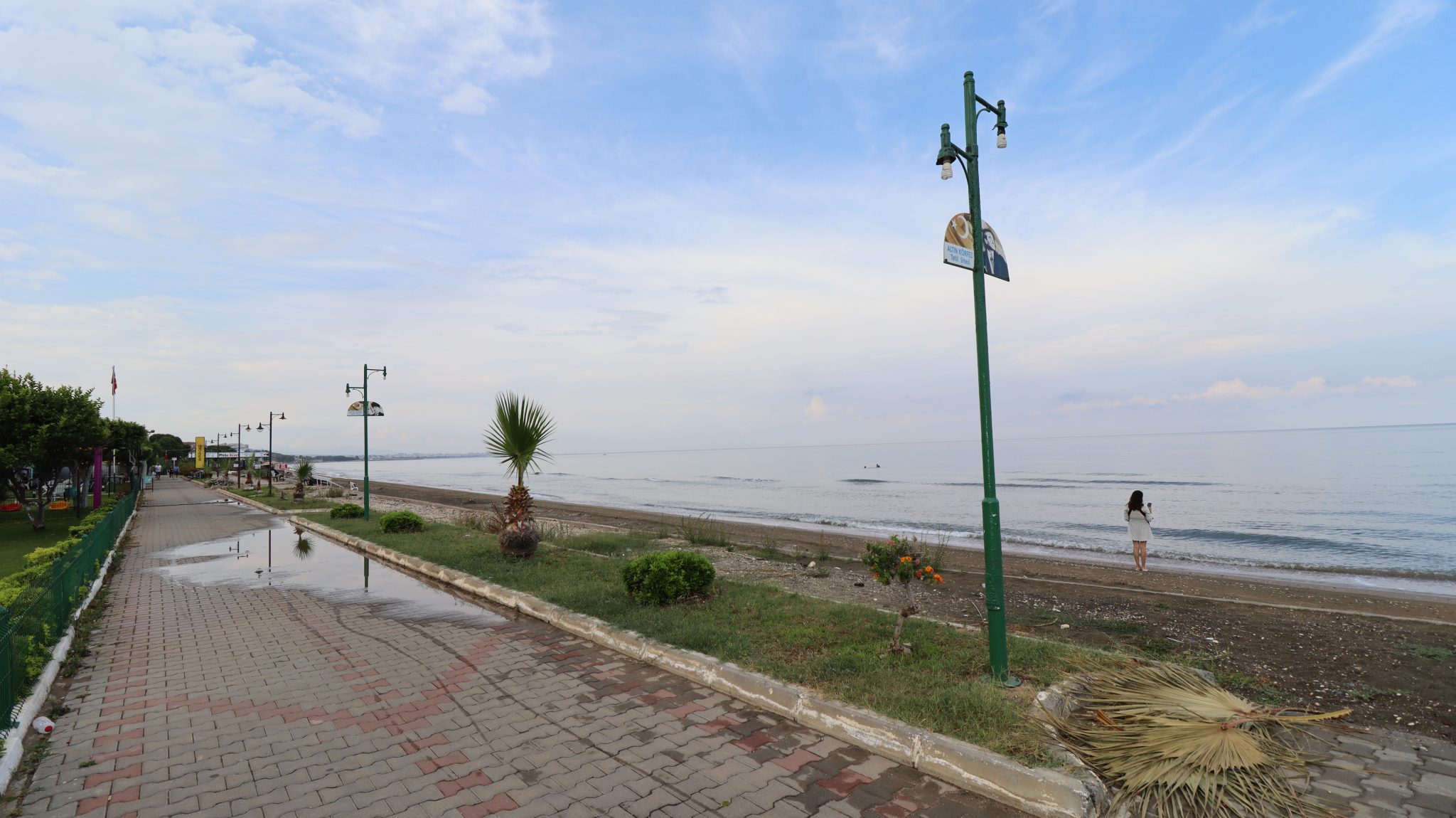 Mersin Erdemli Limonlu Altın Körfez Sitesi 2+1 Wohnung zu verkaufen