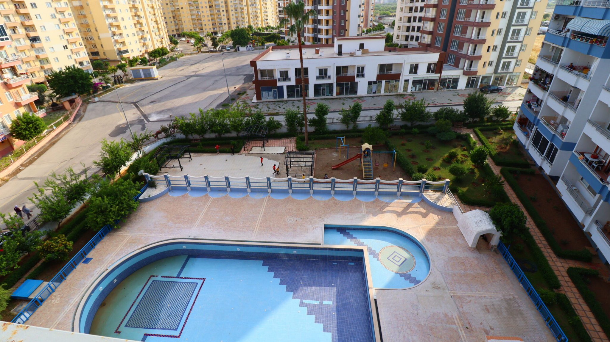 Mersin Erdemli Tömük Akın Sitesi Eşyalı Satılık 2+1 Deniz Manzaralı Daire