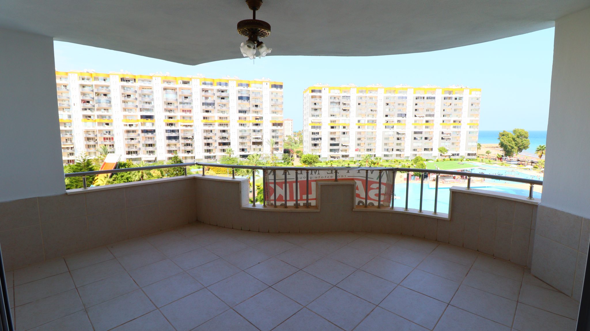 Mersin Erdemli Kargipınarı Queenaba Complex 3+1 Flat For Sale