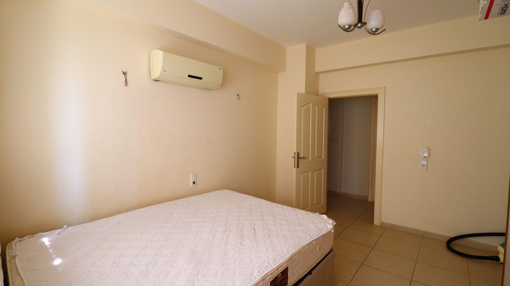 Erdemli Kargıpınarı Queenaba Sitesi Satılık Köşe Daire