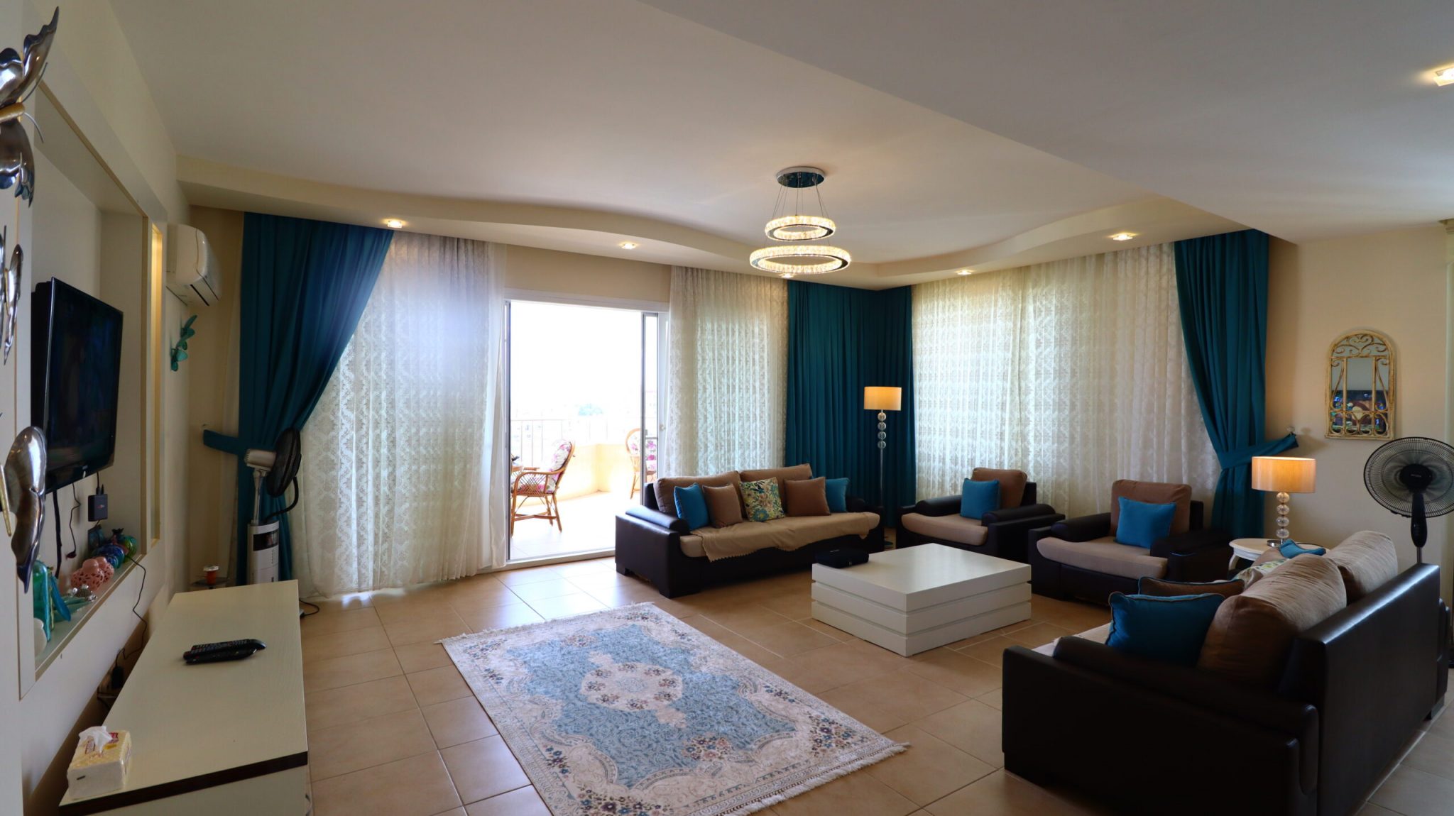 Mersin Kargıpınarı Denize Sıfır Queenaba Sitesi Satılık Köşe Daire