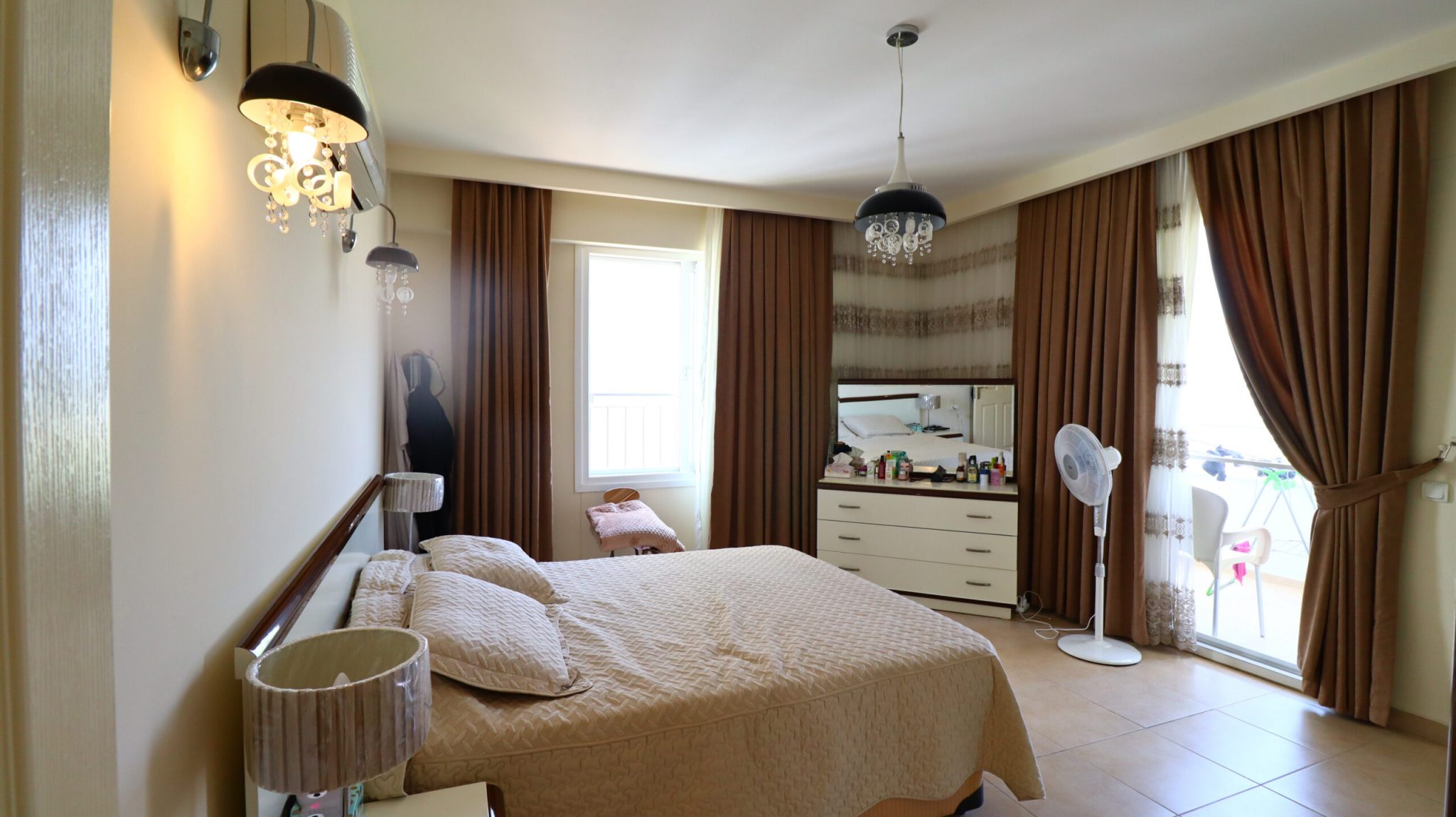 Mersin Kargıpınarı Denize Sıfır Queenaba Sitesi Satılık Köşe Daire