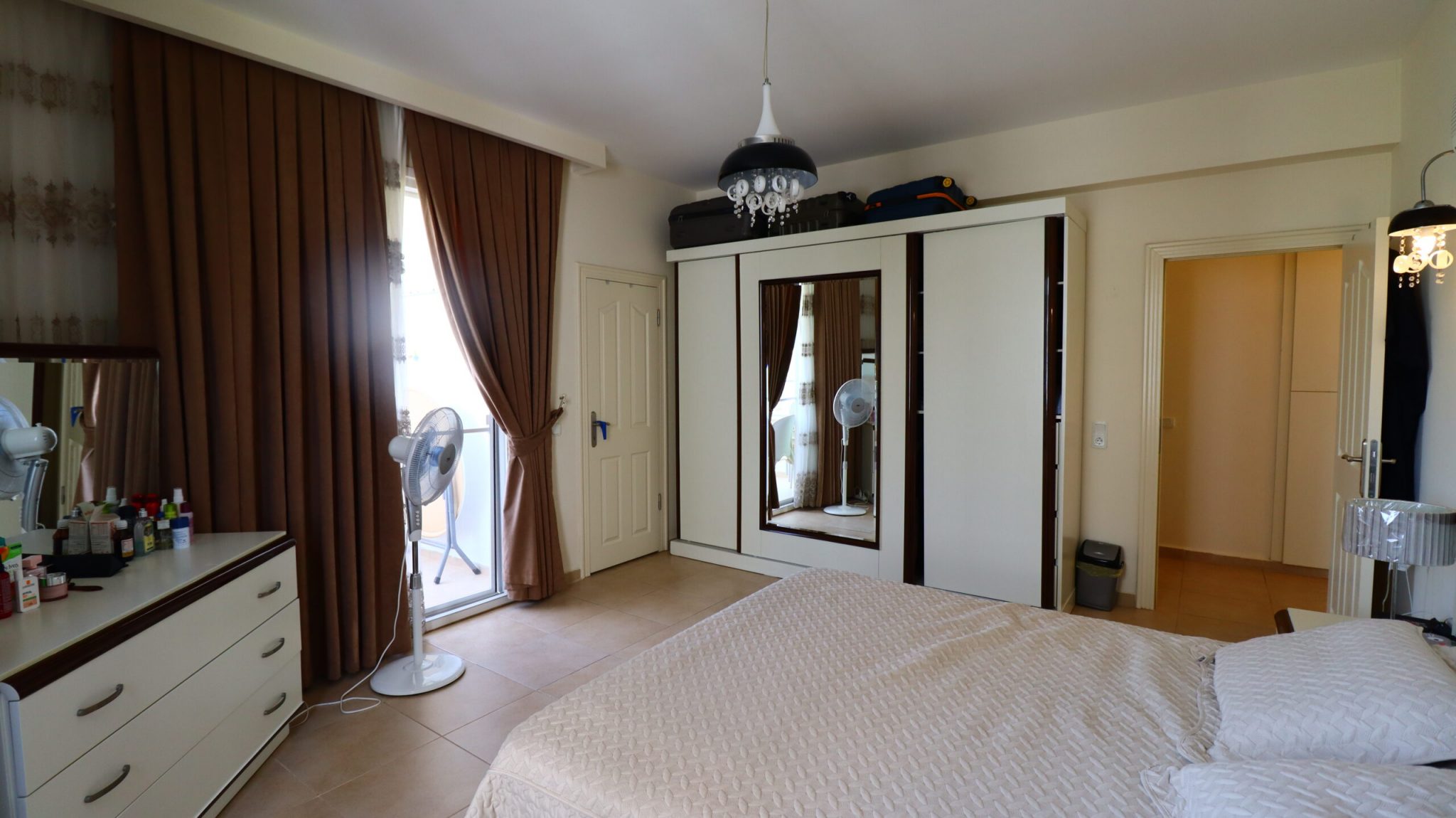 Mersin Kargıpınarı Denize Sıfır Queenaba Sitesi Satılık Köşe Daire