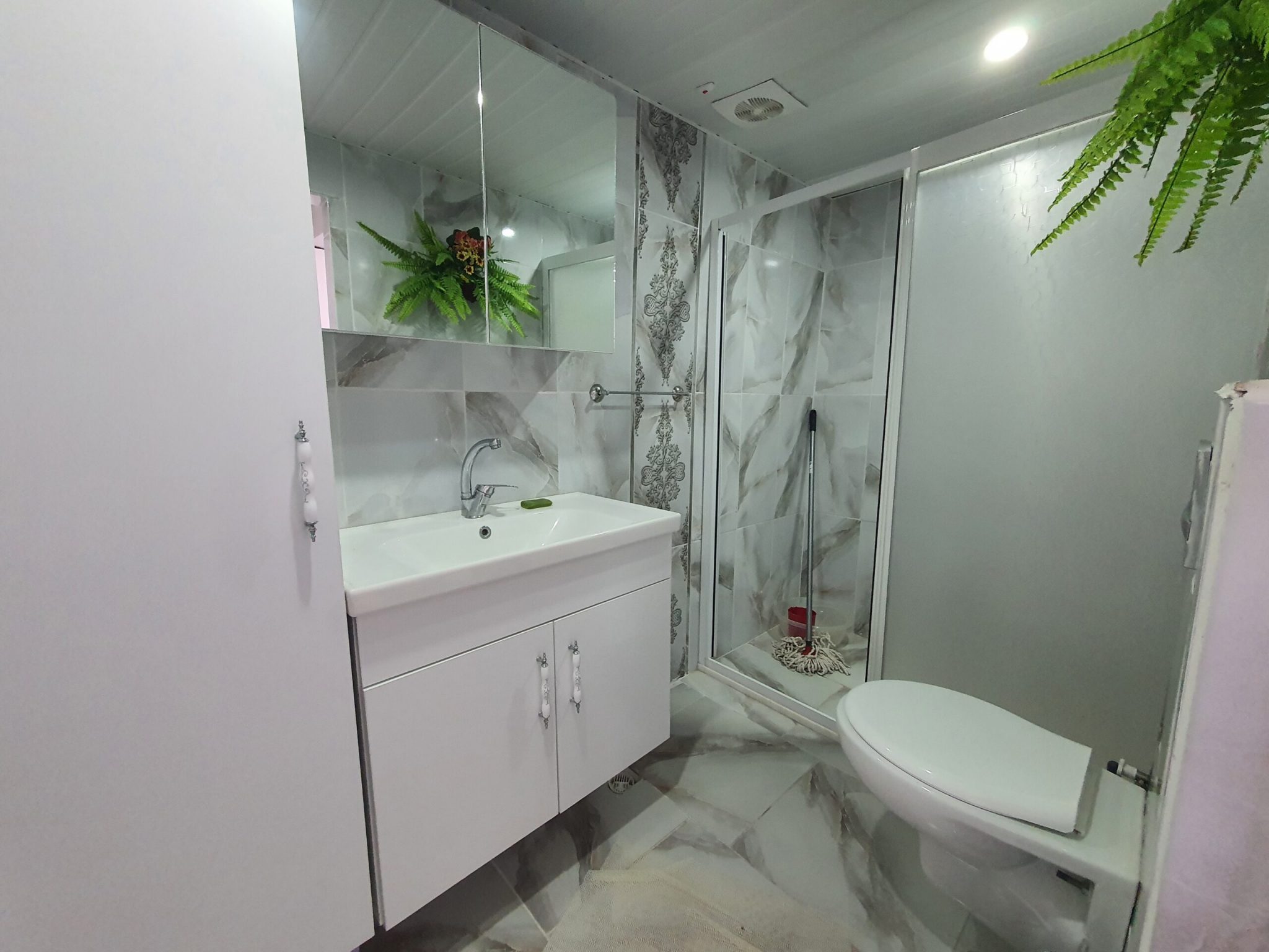 Mersin Erdemli Güzeldağ Sitesi 2+1 Satılık Daire