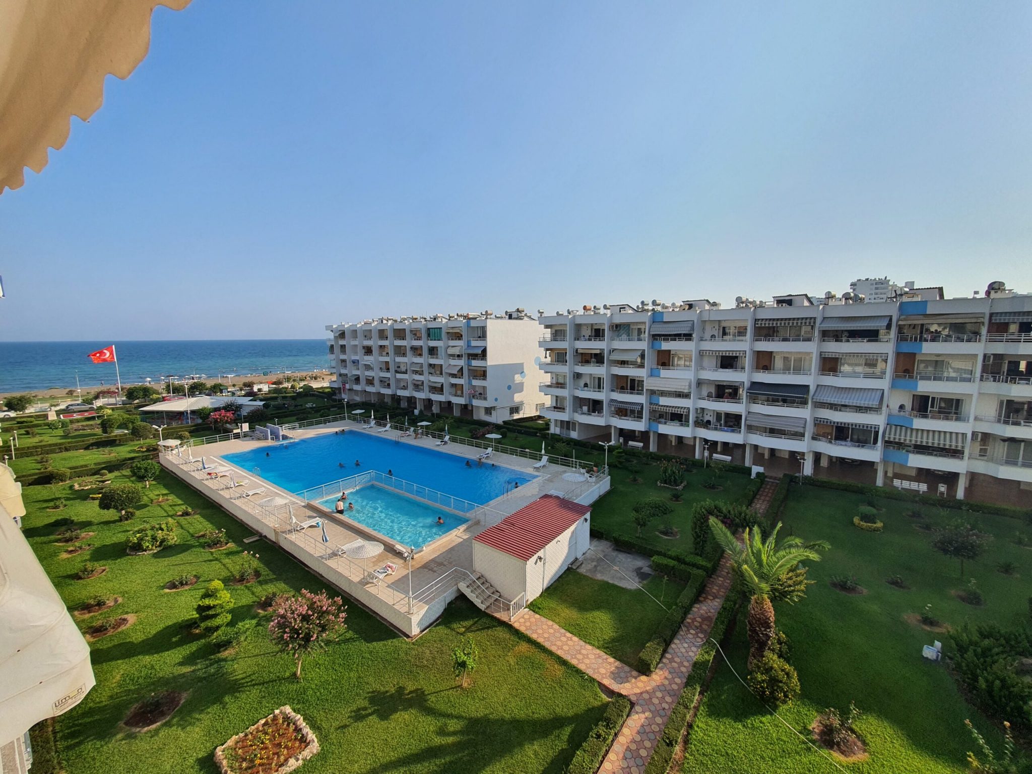 Mersin Erdemli Akdeniz Tatil Sitesi Denize Sıfır Satılık Daire