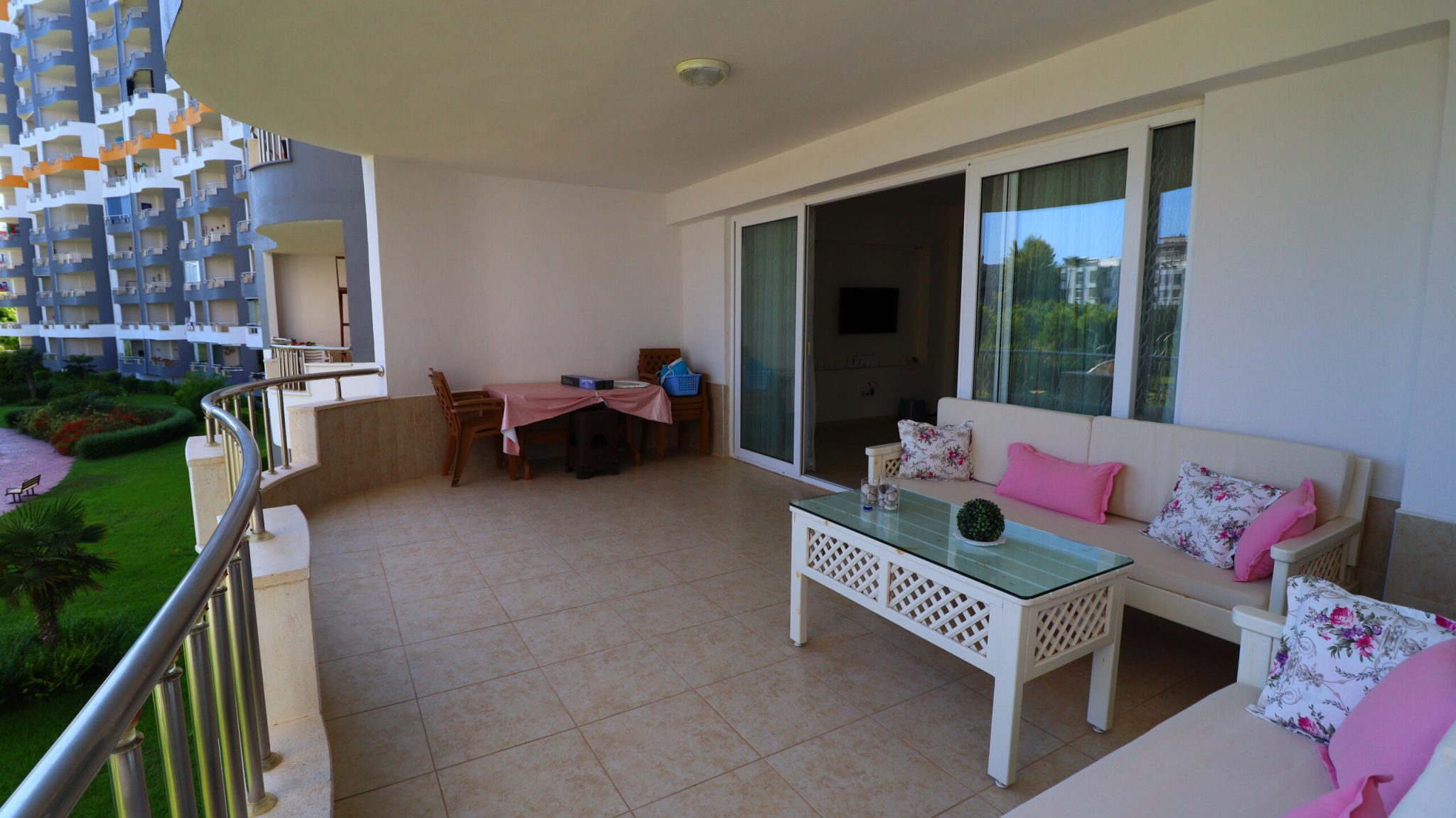 Mersin Erdemli Kargıpınarı Queenaba Sitesi 3+1 Eşyalı Satılık Köşe Daire