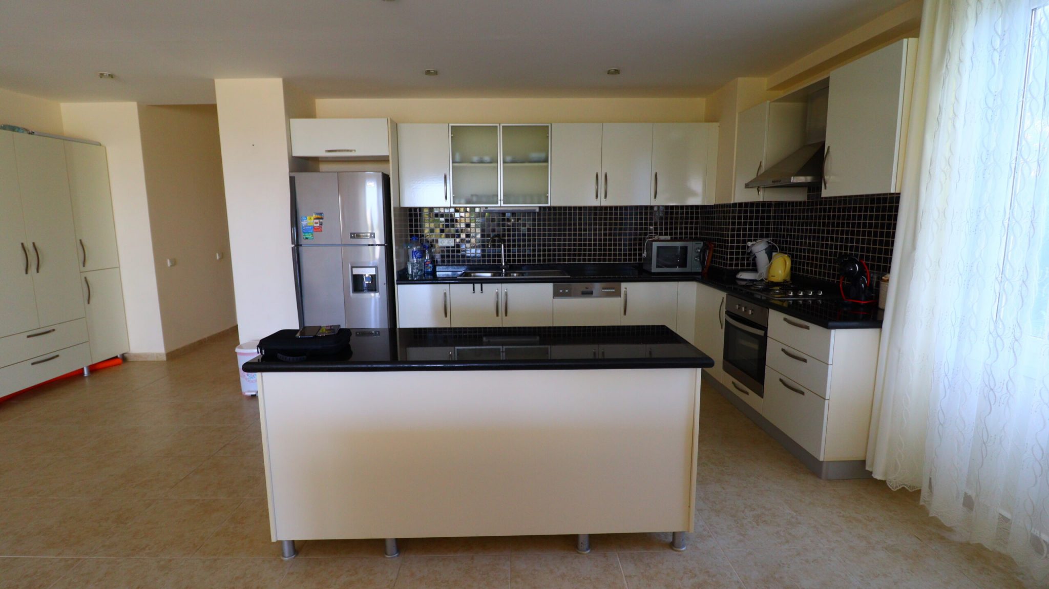 Mersin Erdemli Kargıpınarı Queenaba Sitesi 3+1 Eşyalı Satılık Köşe Daire