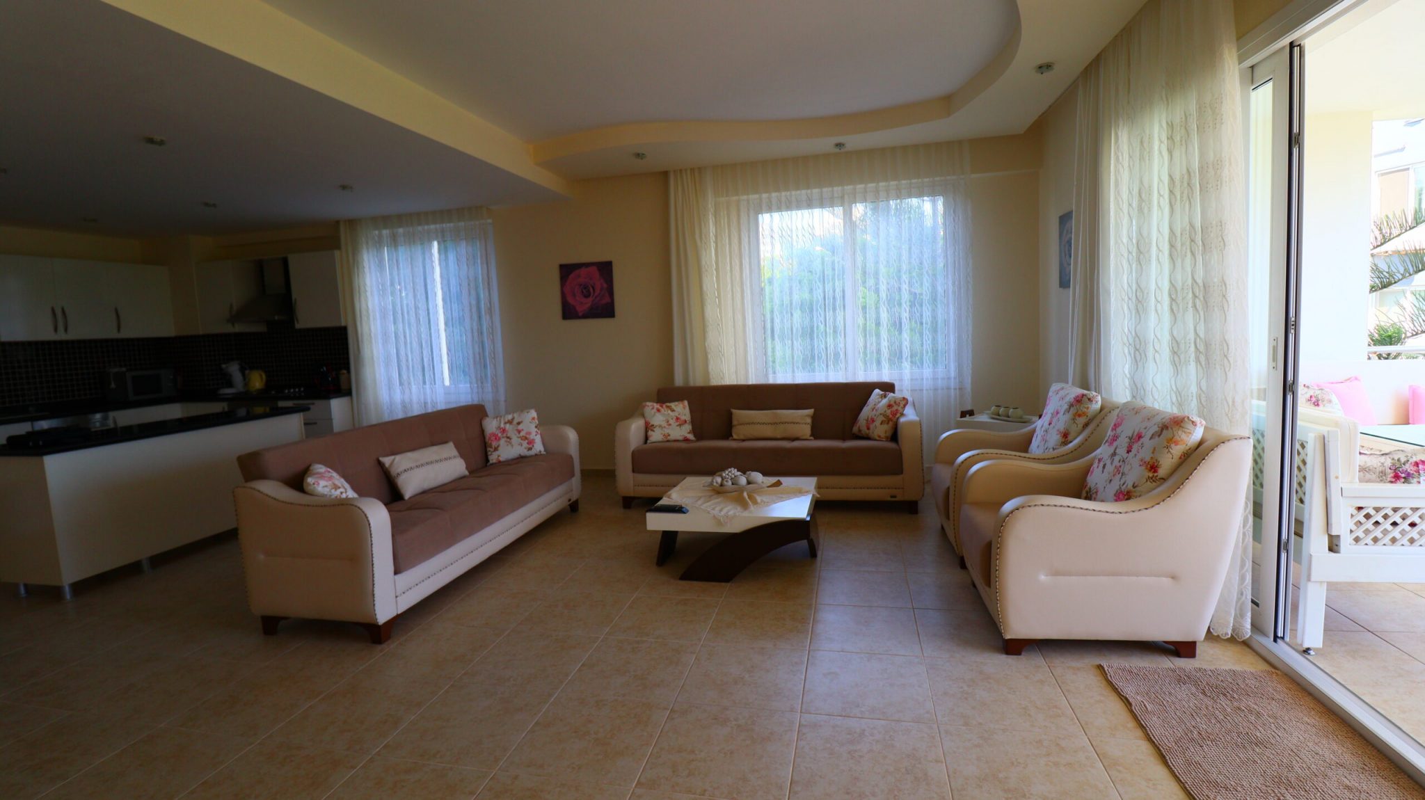 Mersin Erdemli Kargıpınarı Queenaba Sitesi 3+1 Eşyalı Satılık Köşe Daire