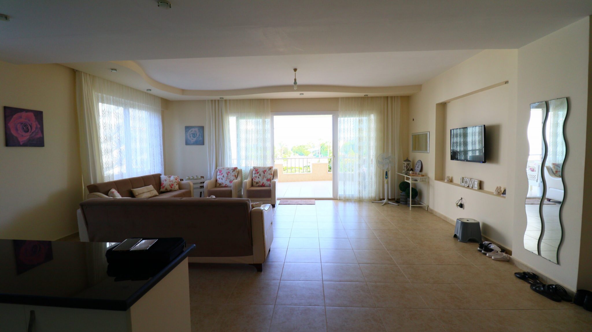 Mersin Erdemli Kargıpınarı Queenaba Sitesi 3+1 Eşyalı Satılık Köşe Daire