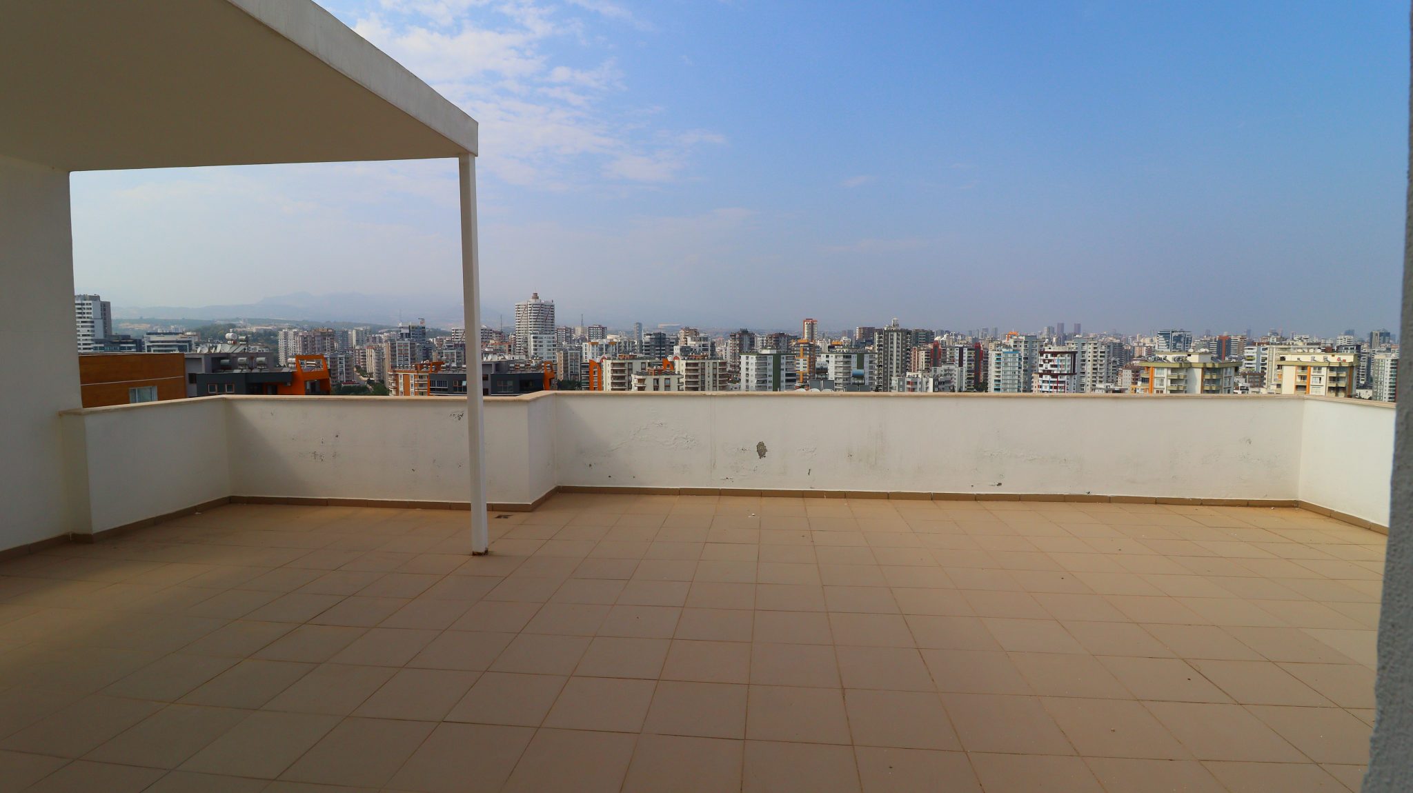 Mersin Erdemli Mezitli Dora Life Sitesi Satılık 2+1 Teras Katı Daire