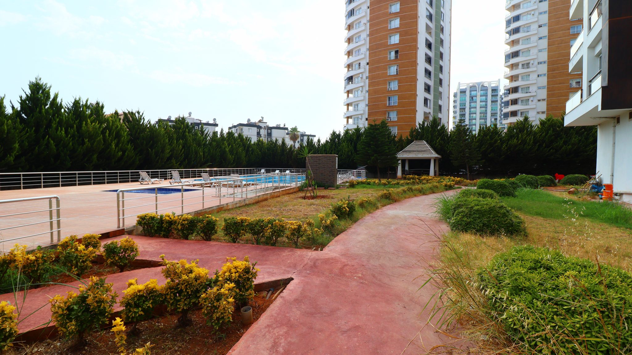 Mersin Erdemli Mezitli Dora Life Sitesi Satılık 2+1 Teras Katı Daire