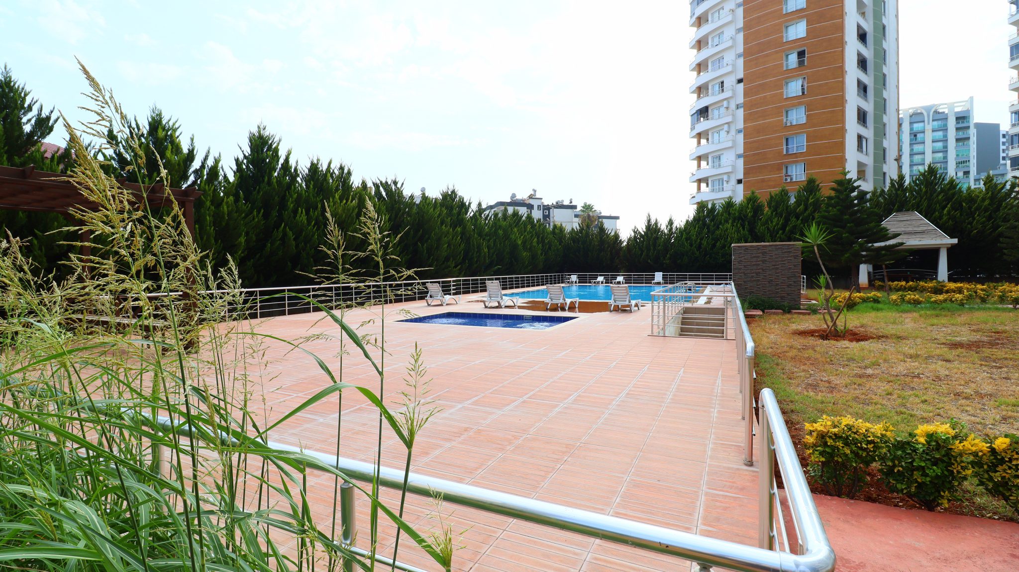 Mersin Erdemli Mezitli Dora Life Sitesi Satılık 2+1 Teras Katı Daire
