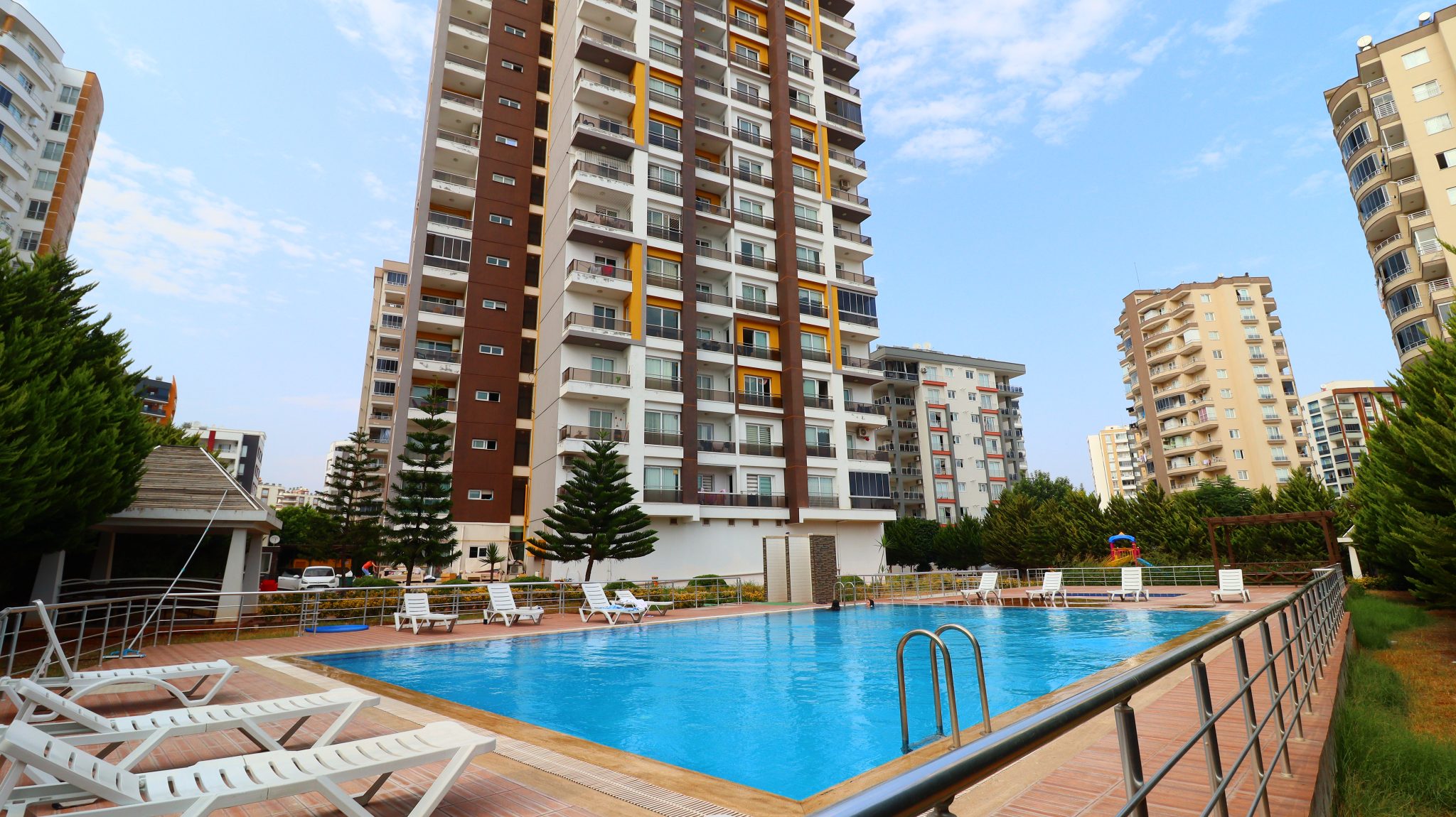 Mersin Erdemli Mezitli Dora Life Sitesi Satılık 2+1 Teras Katı Daire