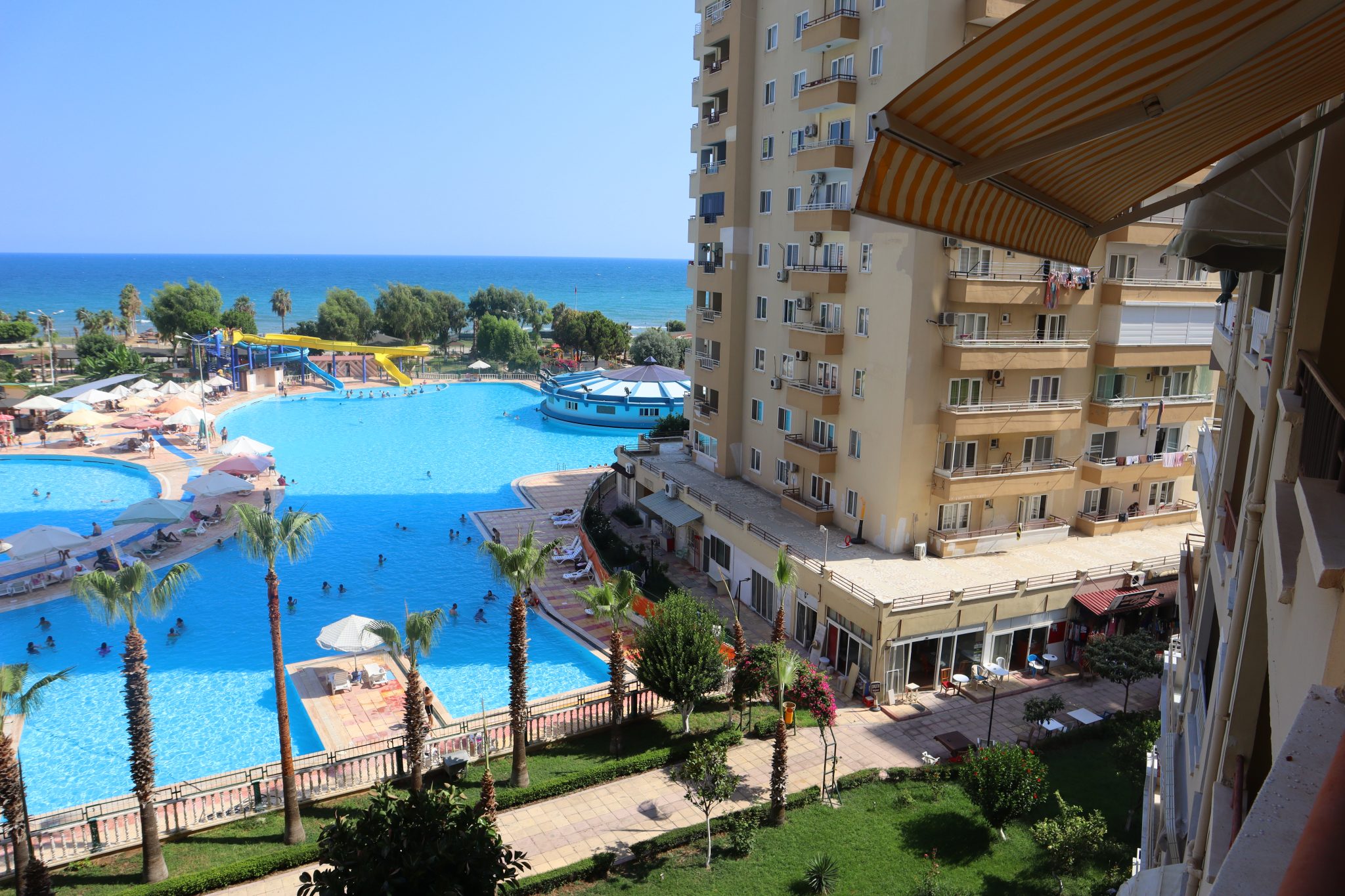 Mersin Erdemli Tömük Flamingo 4 Holiday Complex Summer House 3+1 Apartment For Sale