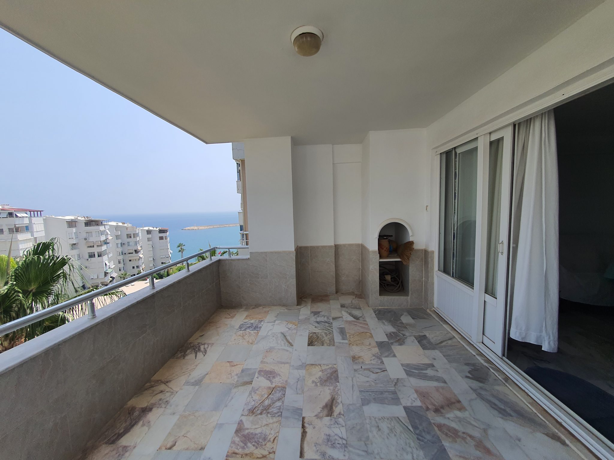 Mersin Ayaş Tırtar Marina Sitesi Denize Sıfır Satılık Daire