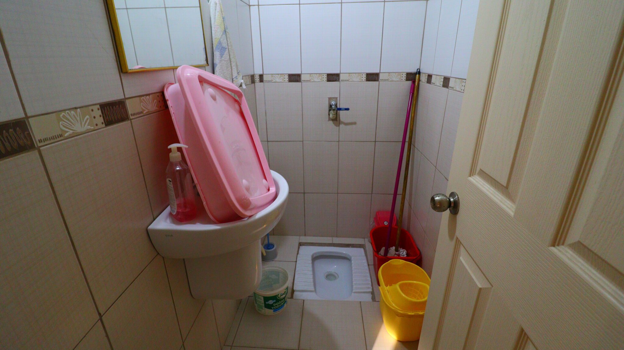 Mersin Erdemli Güzedağ Sitesi Eşyalı Satılık 3+1 Geniş Masrafsız Daire
